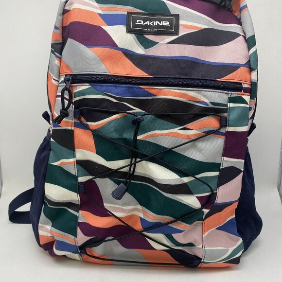 ☆Holiday Season Sale☆Dakine Tardy Slip 25L Backpack Night Skyline - Picture 1 of 6
